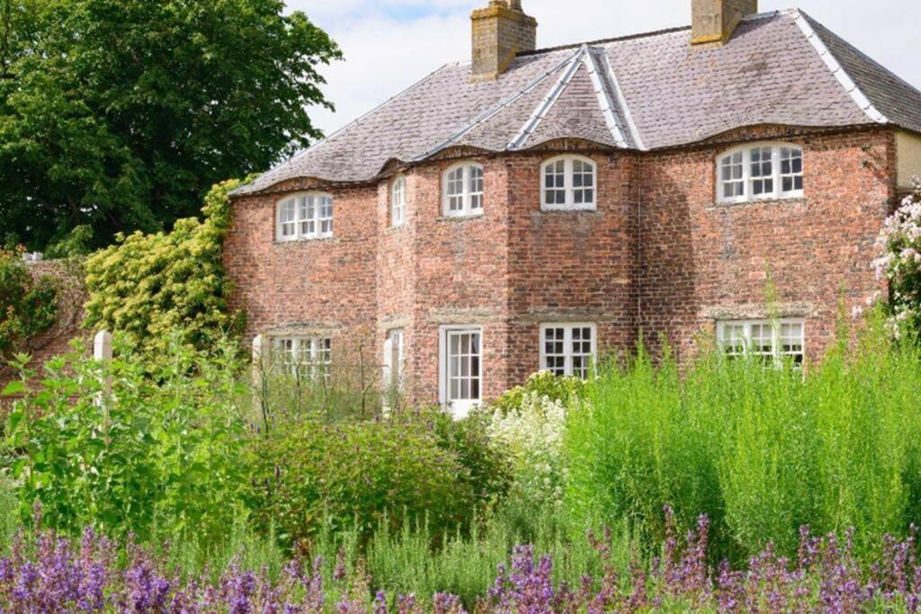 Garden Cottage, Fochabers Eksteriør billede